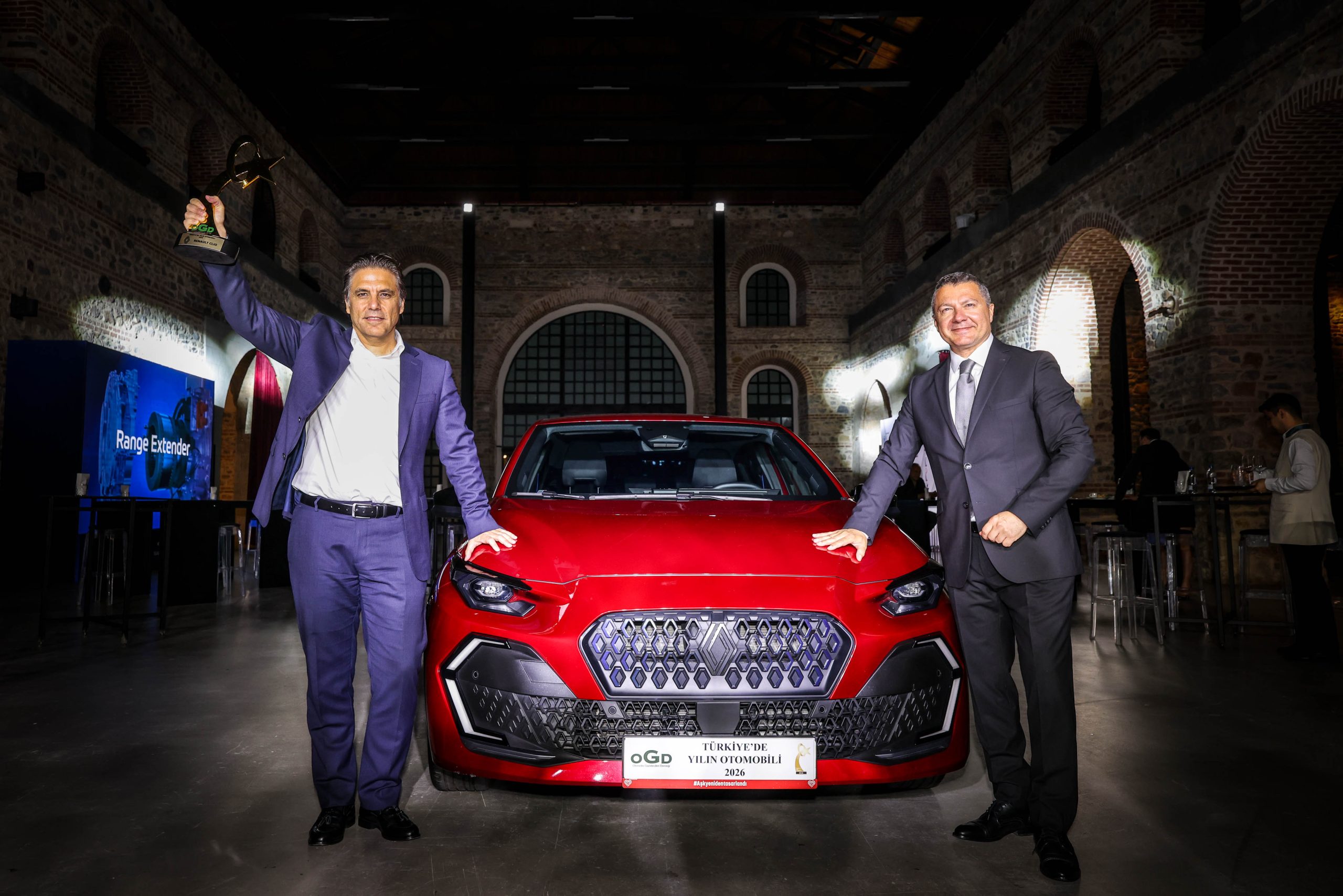 Türkiye’de “Yılın Otomobili” Renault Clio Seçildi Türkiye’de “Yılın Otomobili” Renault Clio Seçildi